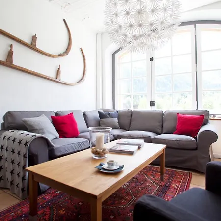 La Chaumiere Mountain Lodge-3